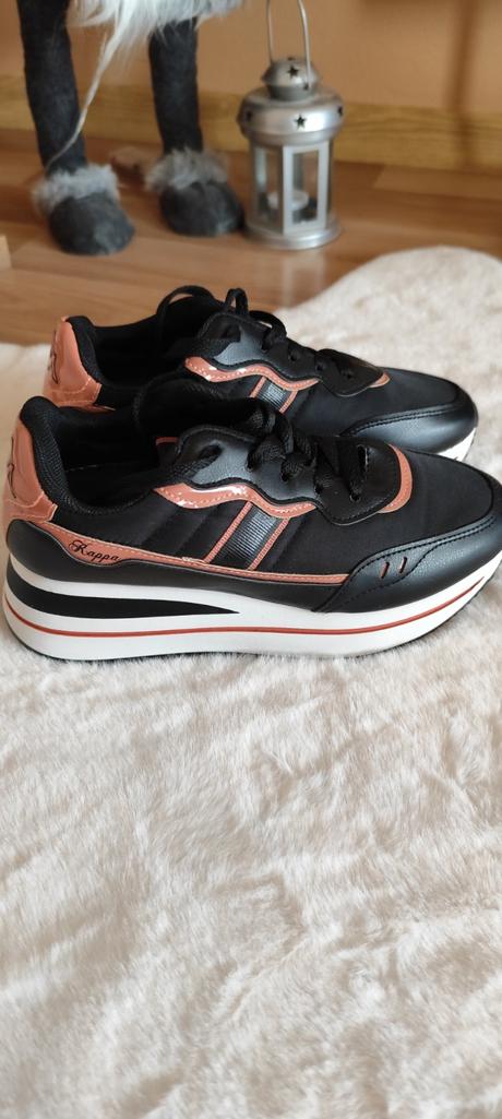 Sneakery kappa, kappa,36