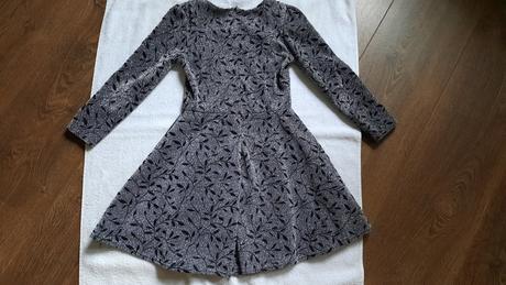 Slávnostné šaty v.134/140, 134