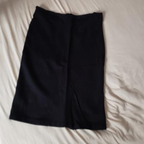 Elastická puzdrova sukňa, m