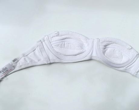 Prvá podprsenka, 140