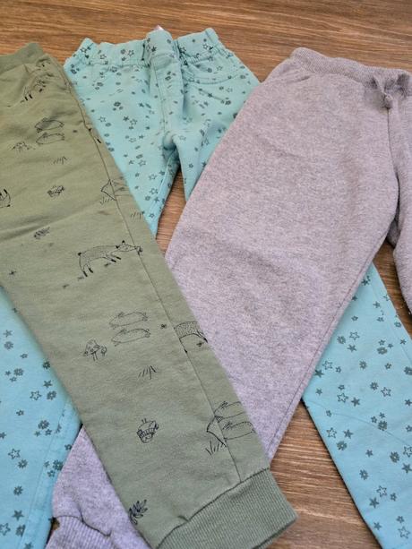 Tepláky č.104-110, 110