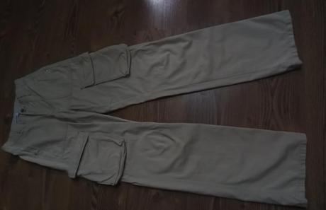 Kapsáče krémové, takmer nenosené, bershka,32