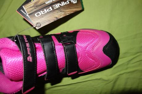 Nove turisticke topanky alpine pro, alpine pro,35