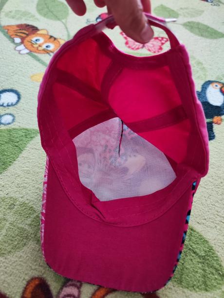 Šiltovka máša a medveď, 104