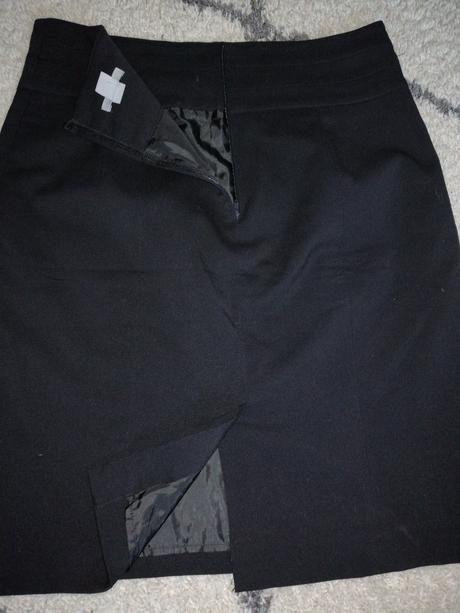 Elegantná čierna sukňa, h&m,44