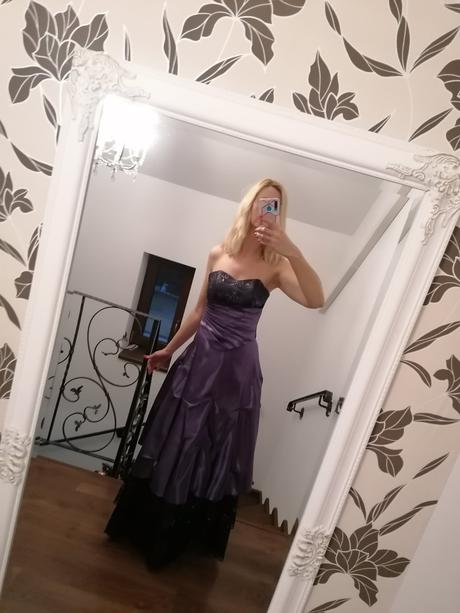 Spoločenské šaty, 38