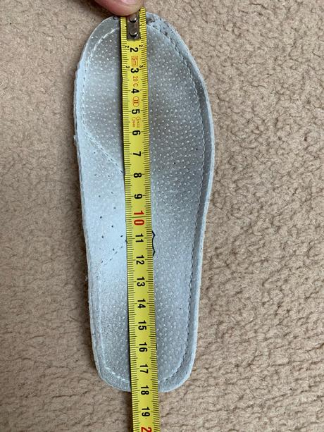 Predám trištvrťové kožené topánky v. 28, 28