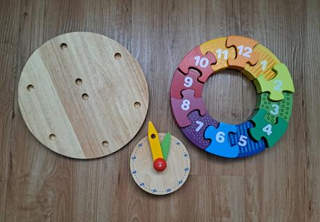 Drevené puzzle goki "hodiny", 