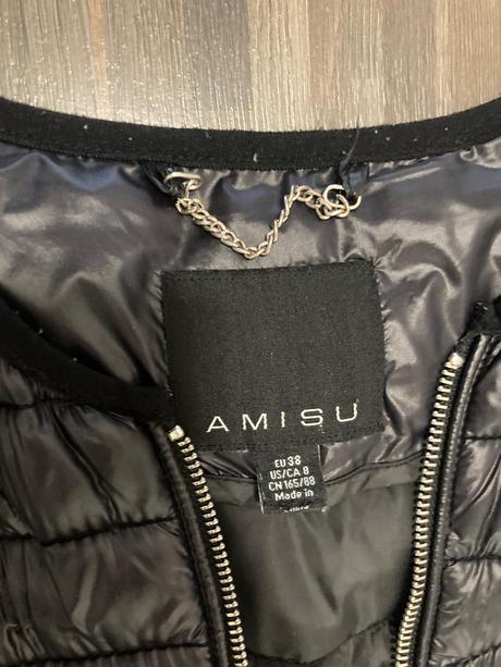 Štýlová čierna bunda, amisu,m