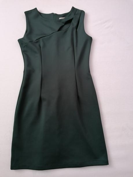 Tmavozelené šaty, s