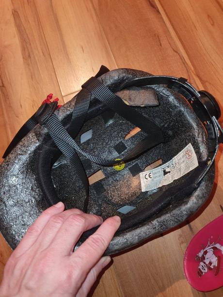 Prilba na bicykel teletubies 2-4 r, xs