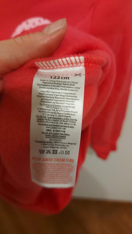 Predám dievčenskú mikinu veľ.122-128, 122