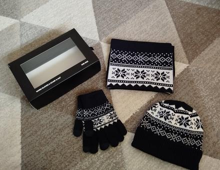 Nový zimný set cropp - šál, čiapka a rukavice, 