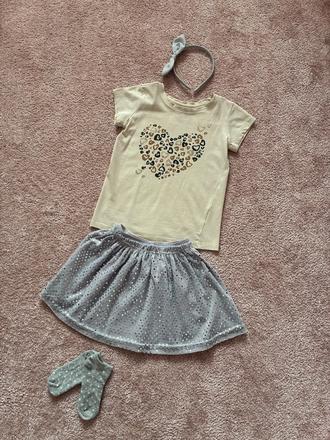 Šedo- béžový set, 104