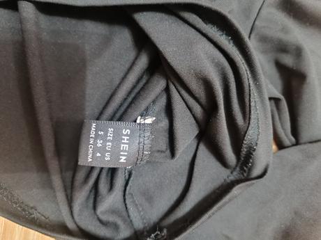Čierny croptop, s