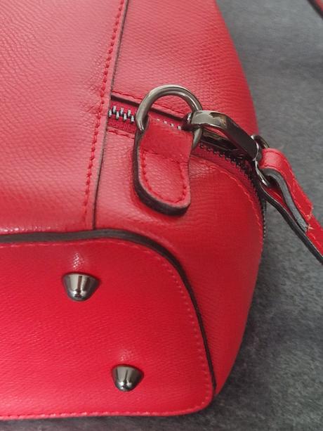 Batoh/crossbody bagger, bagger