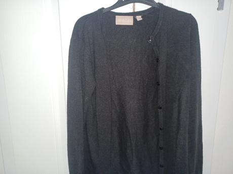 Elegantný svetrik, s