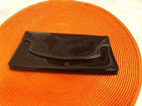 Laková listová kabelka, 