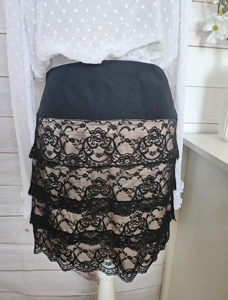 Krásna čipková sukňa mango, mango,38