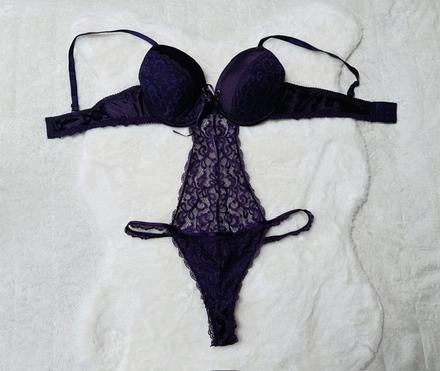 Fialové čipkované body m, 80b / m