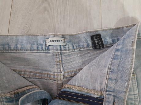 2+1 damske kratke nohavice + sukna, 40