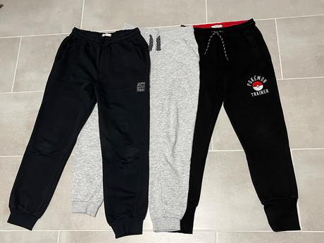 3x teplaky 164, reserved,164