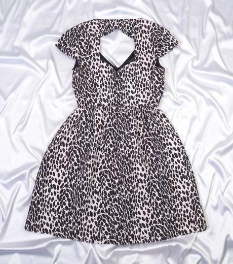 Kvalitné elegantné šaty portmans, 36