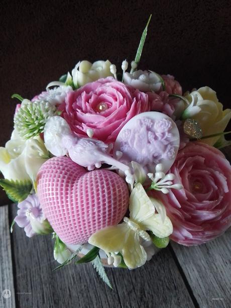 Umývacia mydlová kytička pivonky vs tulipany,