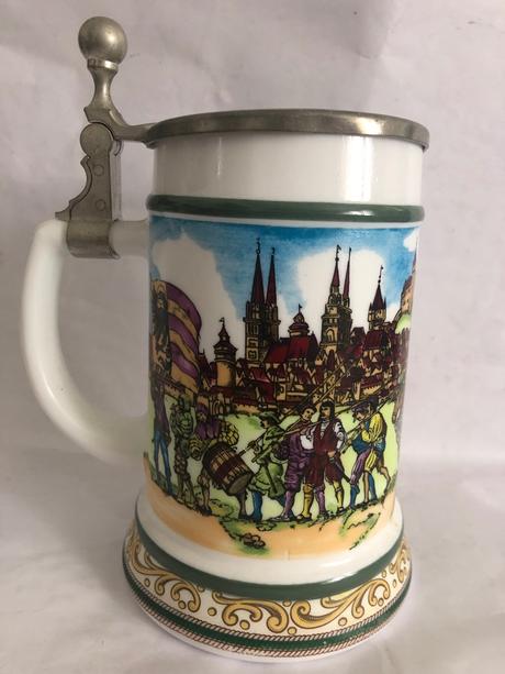 Zaujimavy krigel znaceny s historickym motivom,