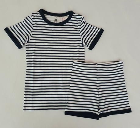 Chlapčenské pásikové pyžamko, h&m,122 / 128