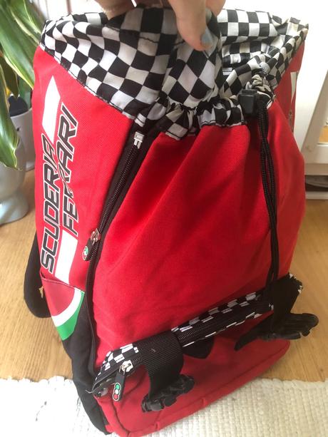 Chlapčenský batoh do školy ferrari/ školská taška, 