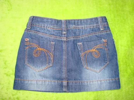 Riflová sukňa, 122