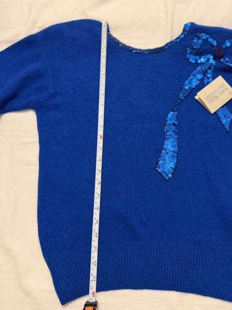 Hodvábny a vlnený sveter z 80. rokov, m