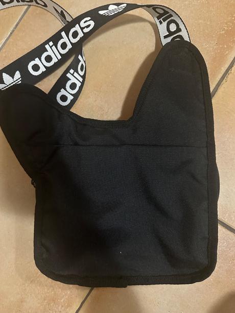 Adidas kabelka, adidas