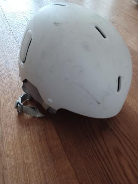 Lyžiarska prilba decathlon, s