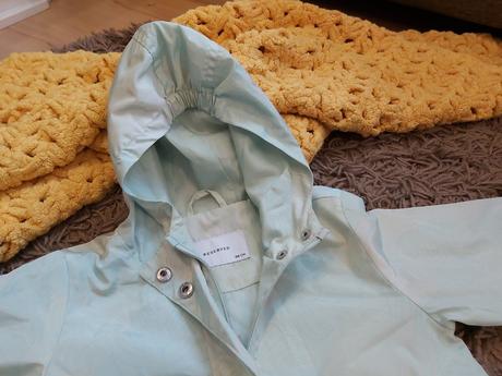 Tenucka bundička, reserved,98