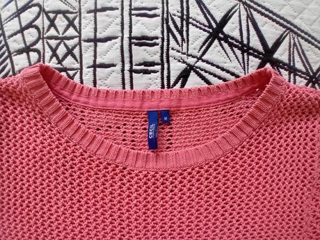 Svetrik dierkovany, m