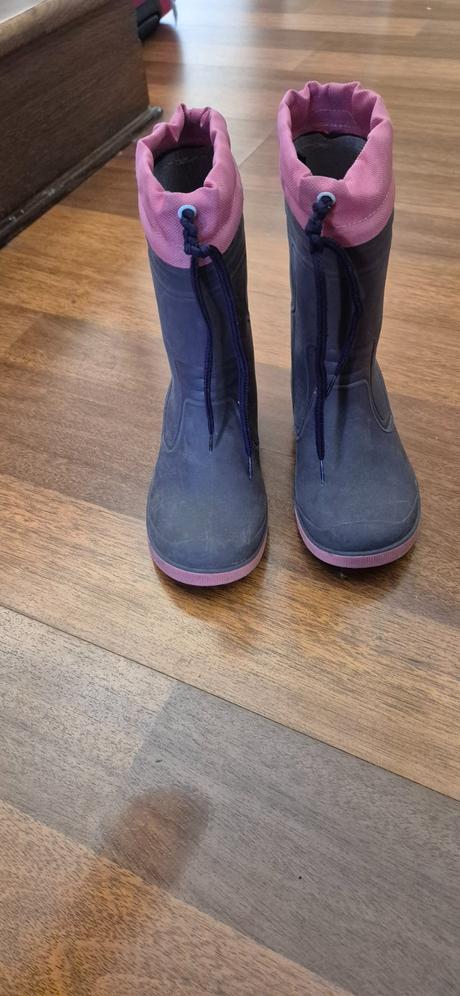 Gumaky 28-29, lupilu,28