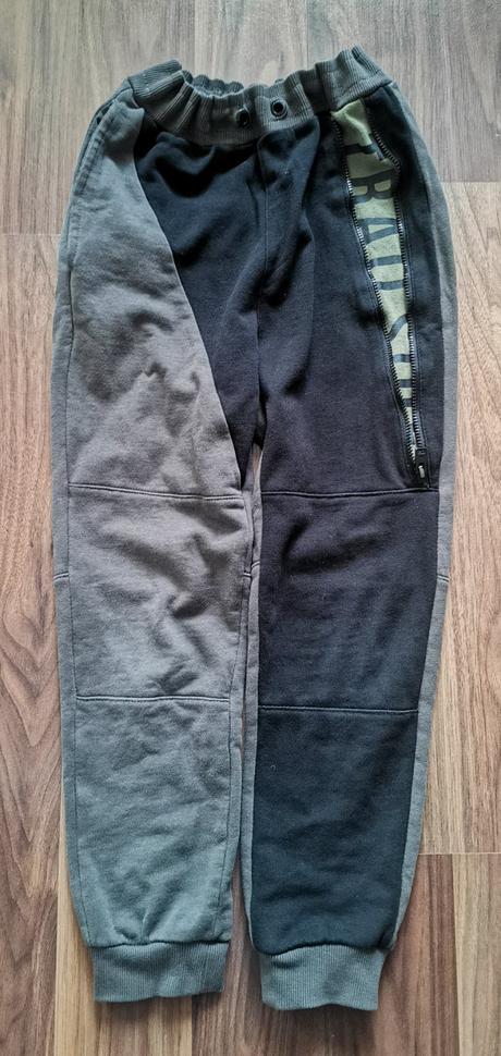 Tepláky, reserved,134