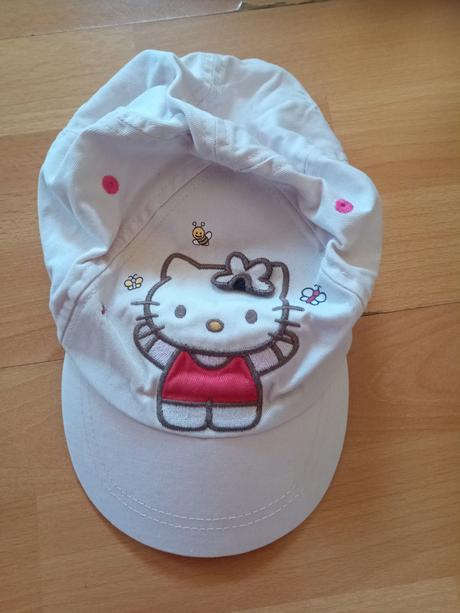 .šiltovka, hello kitty,98