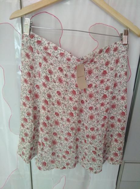 Letna kvetovana sukna, gate,38