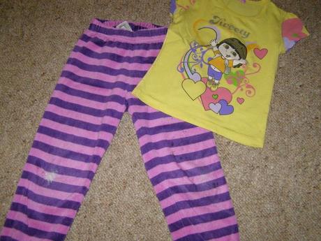 Domáci úbor tričko dora a hm tepláky, h&m,104