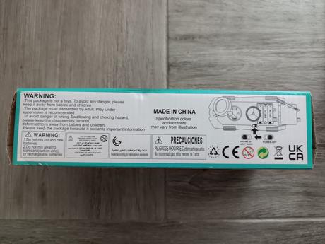 Rotujúce nové auto,