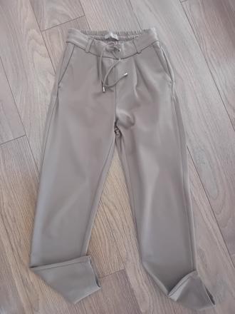 2x bezove nohavice v.34, lindex,34
