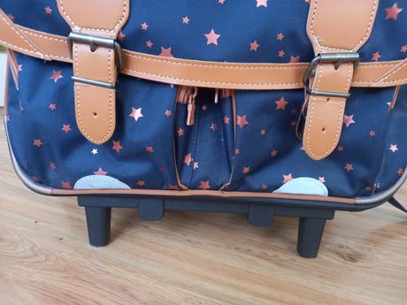 Školská taška na kolieskach tanns s peračníkom, 