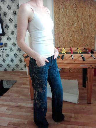 Rifle so zdobením, 28