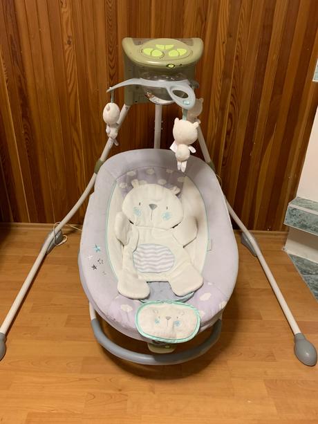 Ingenuity hojdacie lehátko s melódiou,