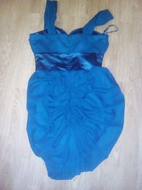 Spoločenské šaty, l