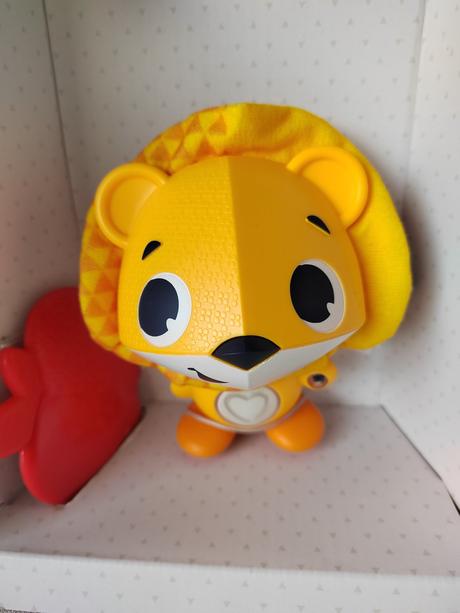 Hovoriaci, interaktívny levík - tiny love, 