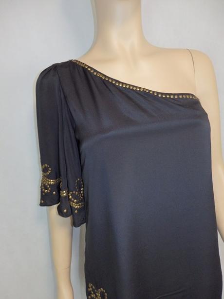 Luxusné čierne zdobené šaty, 36